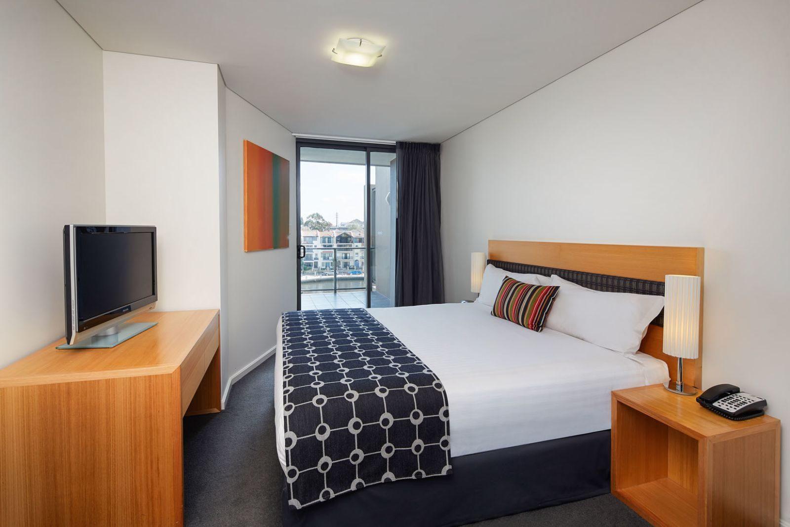 East Perth Suites Hotel מראה חיצוני תמונה